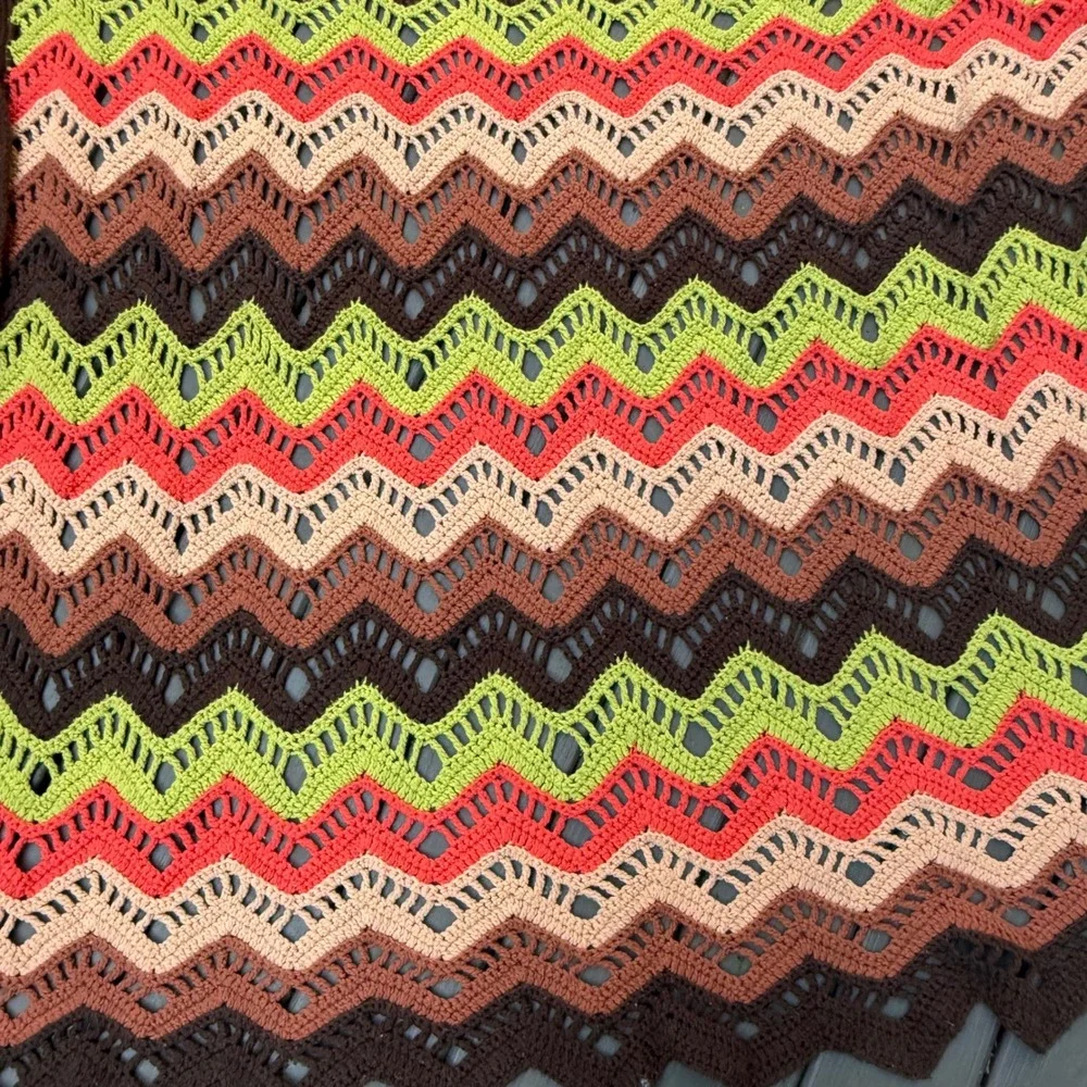 2.8.7 Handmade Crochet Chevron Ripple Afghan 69x63 Brown Green Orange Retro Boho